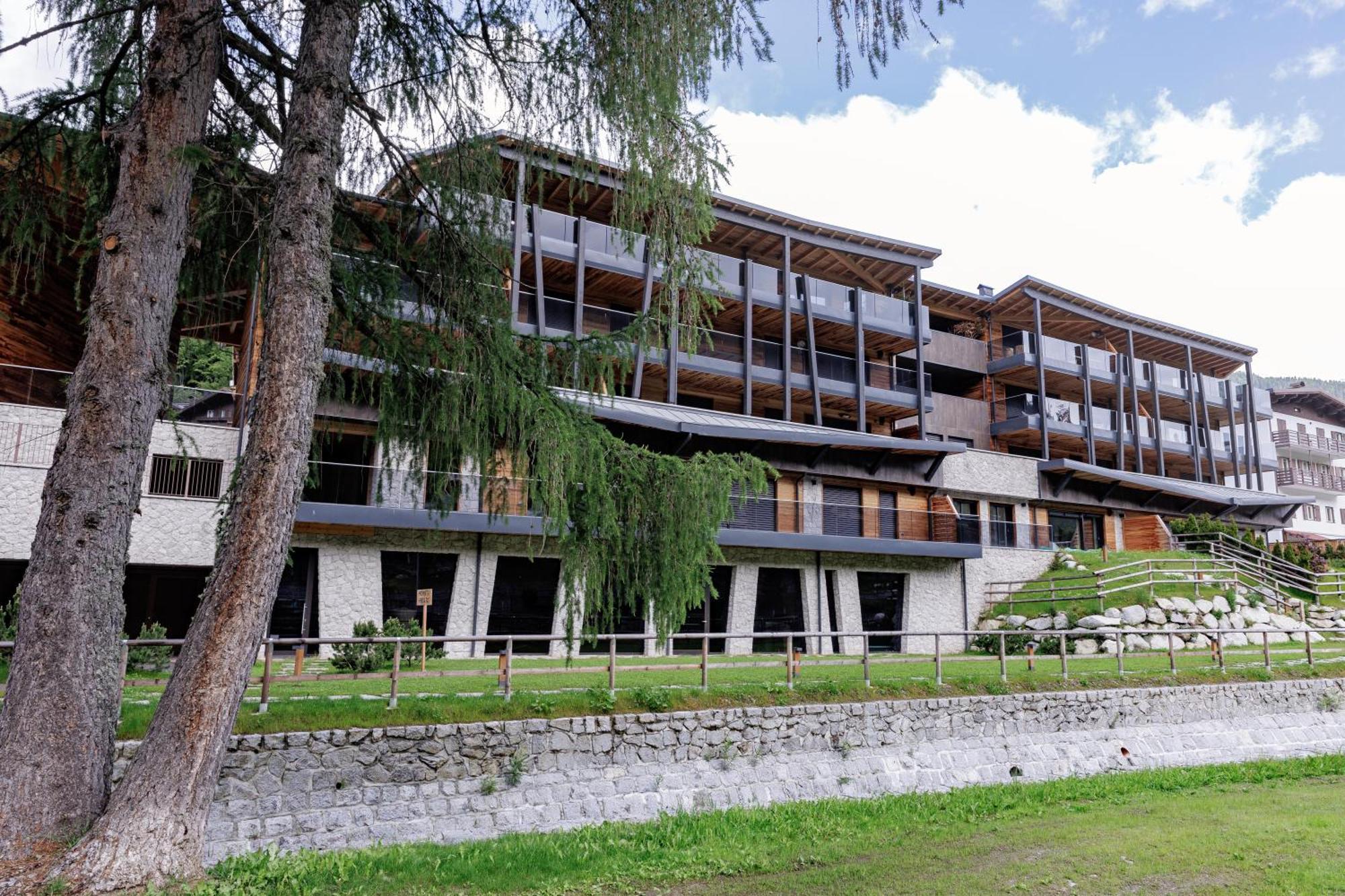 Ferienwohnung Campiglio Wood Madonna Exterior foto