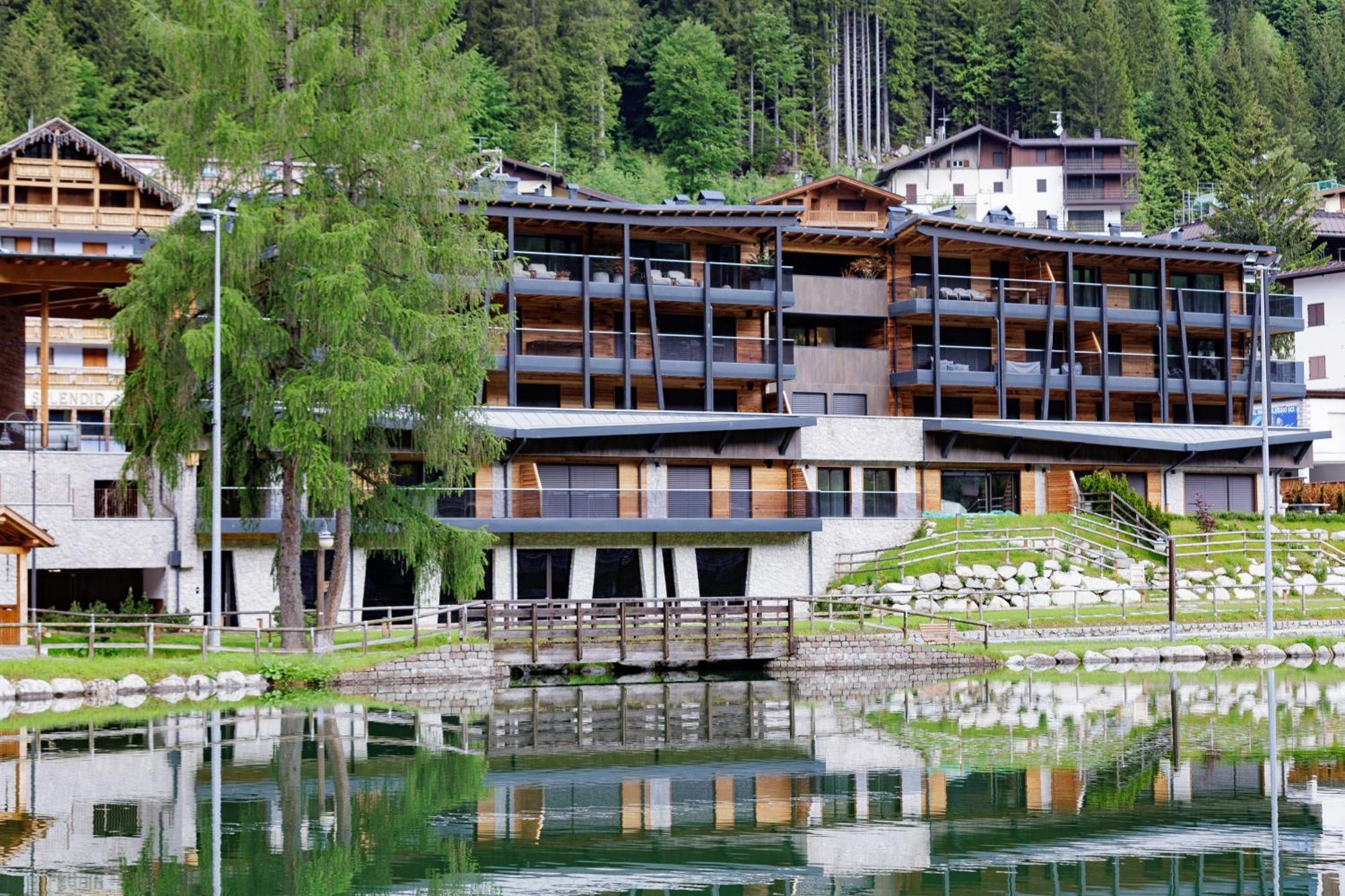 Ferienwohnung Campiglio Wood Madonna Exterior foto